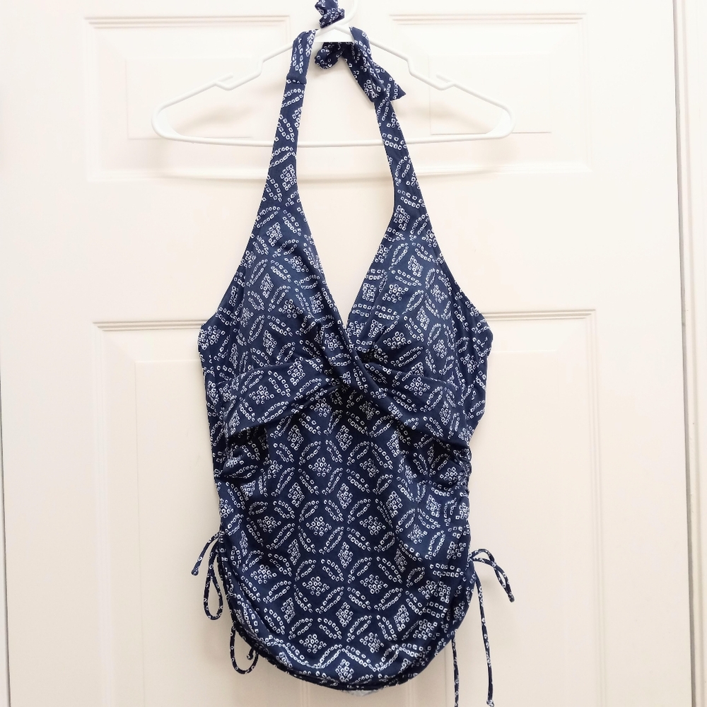 Lands End Twist Front Halter Tankini Top Size 10D Blue Slimming Ruched Padded